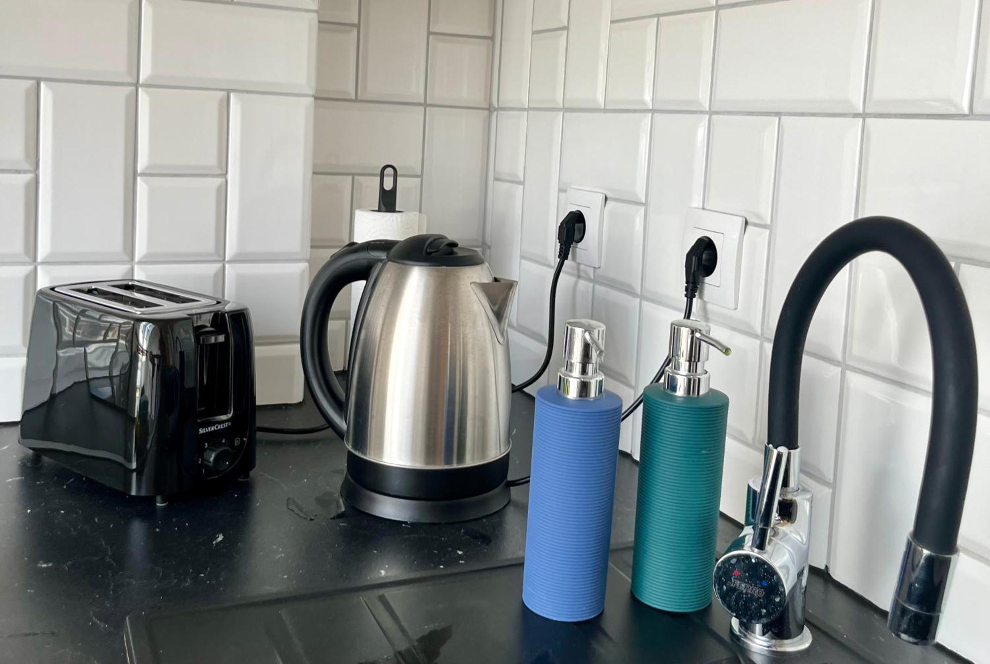 Feelhome Apartment With Kitchen Краков Экстерьер фото